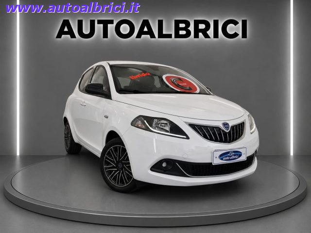 Lancia Ypsilon 1.0 FIREFLY S&S HYBRID GOLD usato a SENAGO