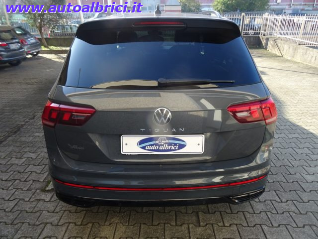 Volkswagen Tiguan 1.5 TSI 150 CV DSG ACT R-LINE usato a SENAGO