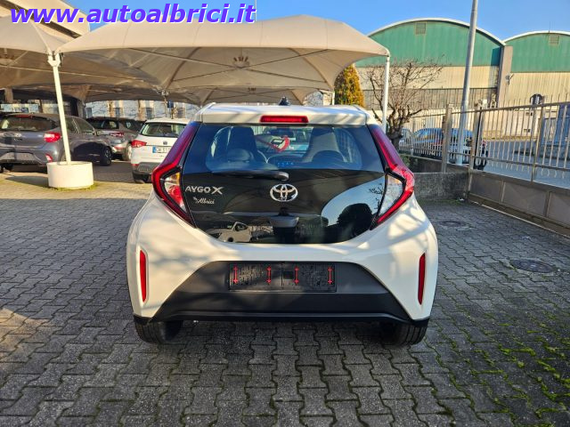 Toyota Aygo X 1.0 VVT-i 72 CV ACTIVE KM0 - foto 2 di 4