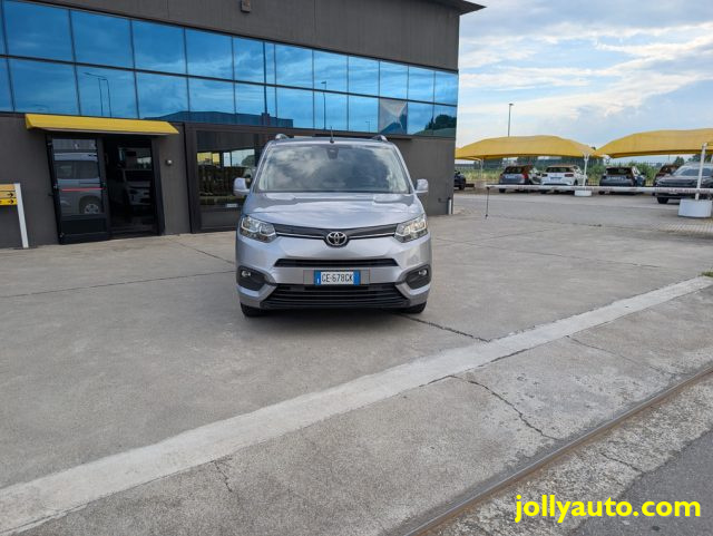 Toyota Proace City Verso 1.5D 100 CV S&S Short D Lounge - foto 2 di 4