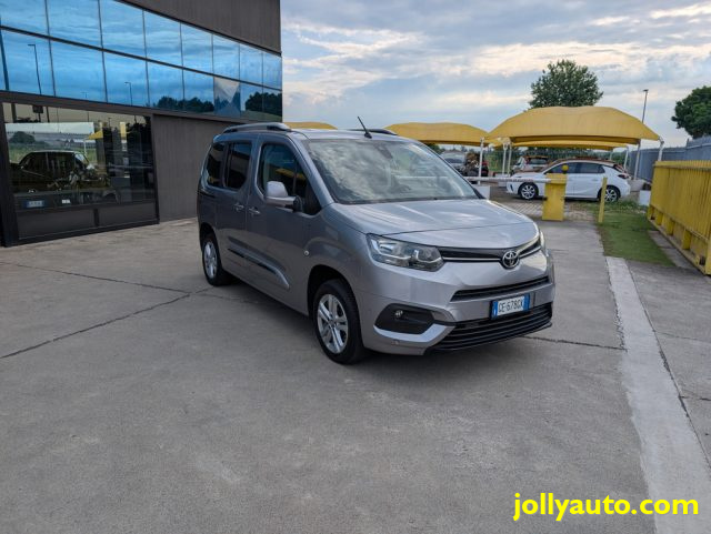 Toyota Proace City Verso 1.5D 100 CV S&S Short D Lounge - foto 3 di 4