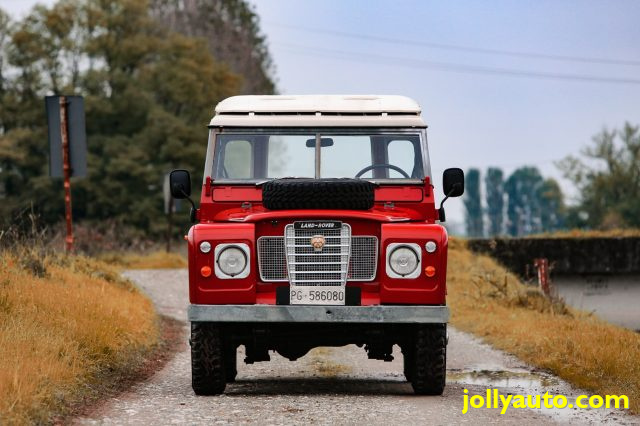 Land Rover Defender 88 DIESEL 7 POSTI AUTOVETTURA - foto 2 di 4