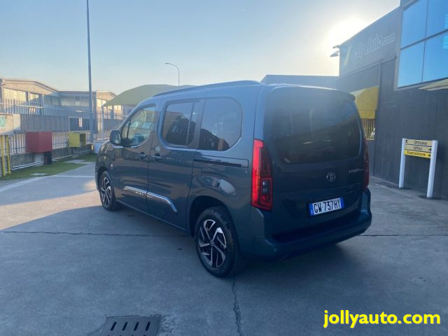 Toyota Proace City Verso 1.5D 100 CV S&S L1 Executive **KM0**, del 2024, 100 km, in vendita a Cremosano (CR)