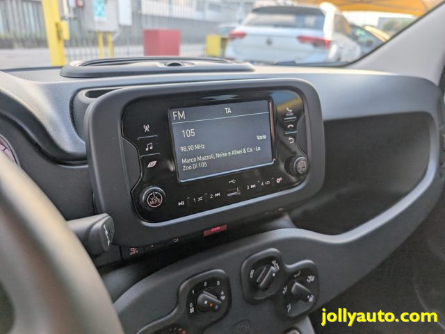 Fiat Panda 1.0 FireFly S&S Hybrid 70CV - OK NEOPATENTATI, del 2023, 27.800 km, in vendita a Cremosano (CR)