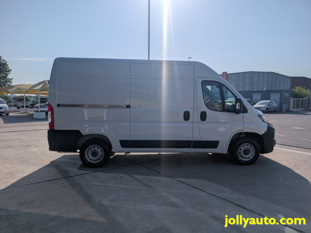 Peugeot Boxer 335 2.2 BlueHDi 140 S&S PM-TM L2H2 Furgone - foto 4 di 4