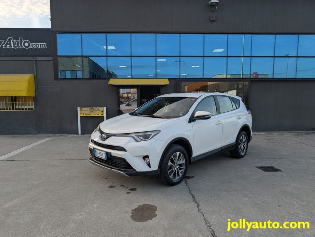 Toyota RAV 4 RAV4 2.5 Hybrid 2WD Active, del 2017, 170.000 km, in vendita a Cremosano (CR)