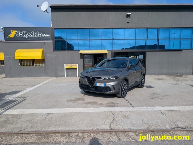 Alfa Romeo Tonale 1.3 280 CV PHEV AT6 Q4 Sprint, del 2025, 28.000 km, in vendita a Cremosano (CR)