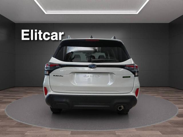 Subaru Forester 2.0 e-Boxer MHEV CVT Lineartronic 4dventure - foto 4 di 4