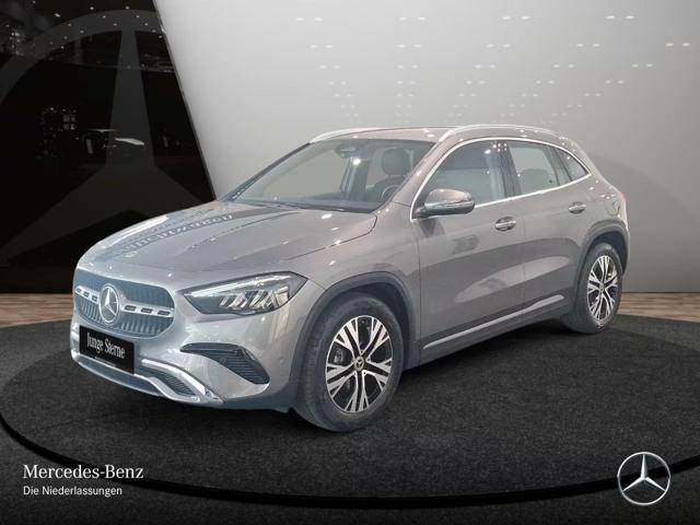 Mercedes-Benz GLA 180 Automatic Progressive Advanced usato a MAGENTA