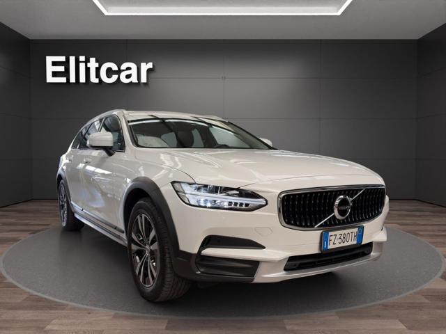 Volvo V90 Cross Country D5 AWD Geartronic Pro - foto 3 di 4