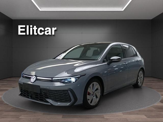 Volkswagen Golf 2.0 TSI DSG GTI usato a MAGENTA