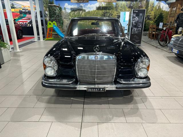 Mercedes-Benz S 250 250 s d'epoca a MAGENTA