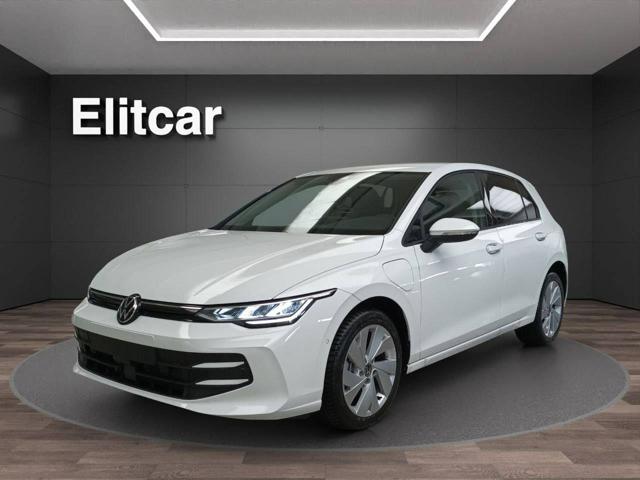 Volkswagen Golf 1.5 TSI eHybrid DSG Edition Plus nuovo a MAGENTA