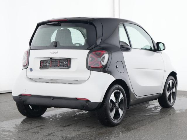 smart forTwo EQ Passion premium plus - foto 3 di 4
