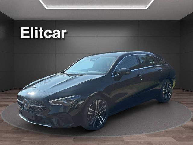 Mercedes-Benz CLA 180 Automatic Shooting Brake Advanced usato a MAGENTA