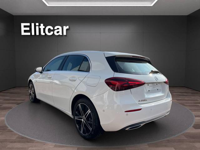 Mercedes-Benz A 250 e hybrid EQ Progressive Advanced - foto 4 di 4