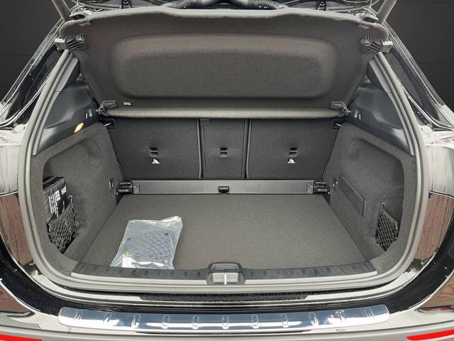 Mercedes-Benz GLA 200 d Automatic AMG Line ADVANCED Plus km 0 a MAGENTA
