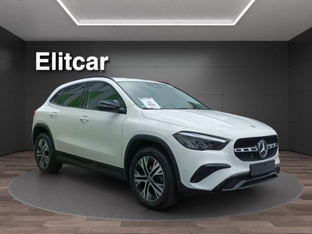 Mercedes-Benz GLA 180 Automatic Progressive Advanced - foto 2 di 28
