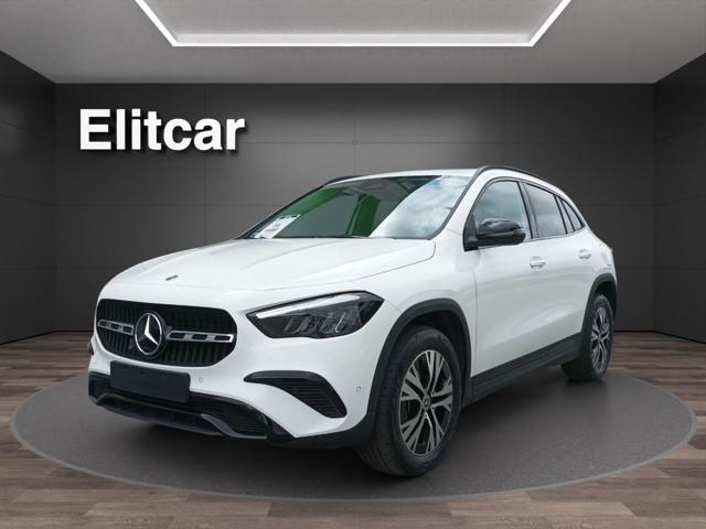 Mercedes-Benz GLA 180 Automatic Progressive Advanced usato a MAGENTA