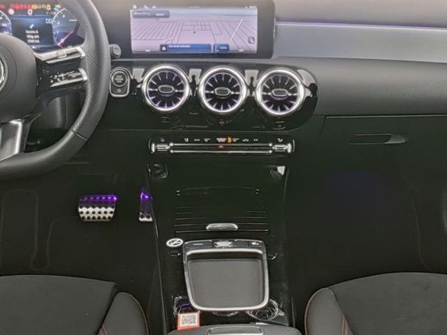 Mercedes-Benz A 180 Automatic AMG Line Advanced - foto 4 di 4
