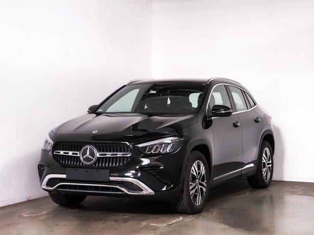 Mercedes-Benz GLA 180 Automatic Progressive Advanced usato a MAGENTA