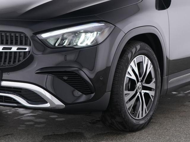 Mercedes-Benz GLA 180 Automatic Progressive Advanced - foto 3 di 4