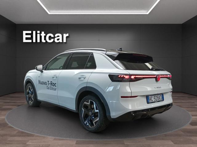 Volkswagen T-Roc 1.5 eTSI ACT 150 CV DSG R-Line - foto 4 di 4