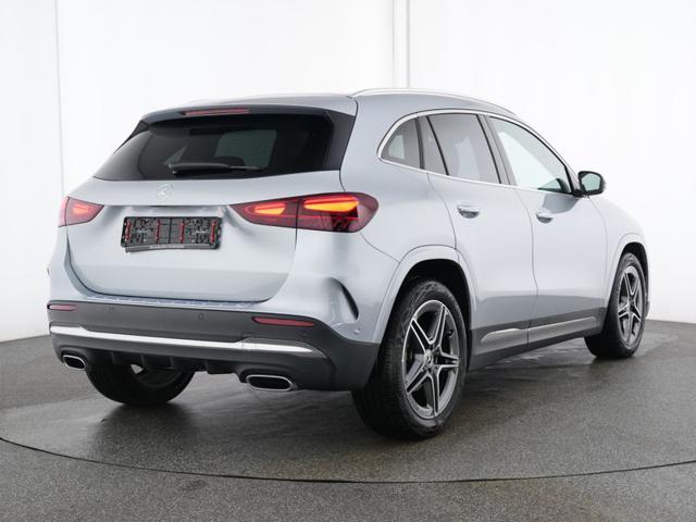 Mercedes-Benz GLA 200 Automatic AMG Line Advanced Plus - foto 2 di 4