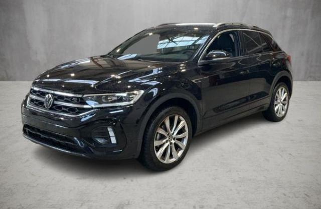 Volkswagen T-Roc 1.5 TSI ACT DSG R-Line, del 2025, 22.220 km, in vendita a Magenta (MI)