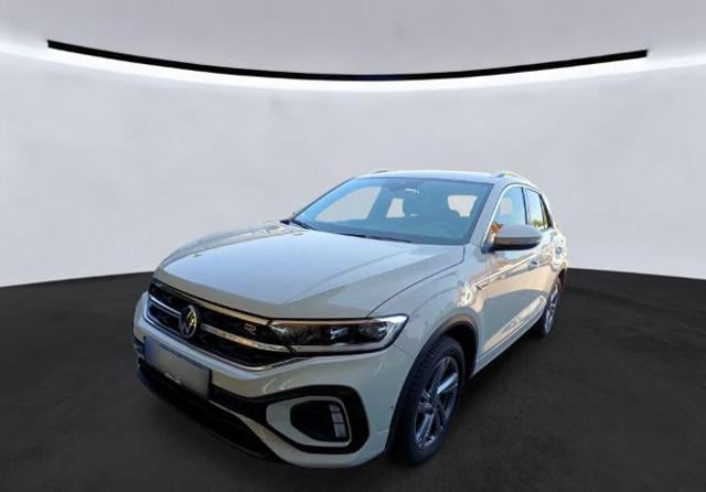 Volkswagen T-Roc 1.5 TSI ACT DSG R-Line, del 2024, 23.336 km, in vendita a Magenta (MI)