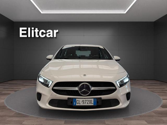 Mercedes-Benz A 180 Sport - foto 2 di 4