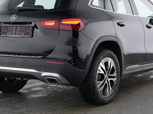 Mercedes-Benz GLA 180 Automatic Progressive Advanced - foto 3 di 4