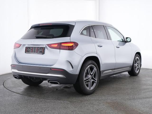 Mercedes-Benz GLA 180 Automatic AMG Line Advanced Plus - foto 4 di 4