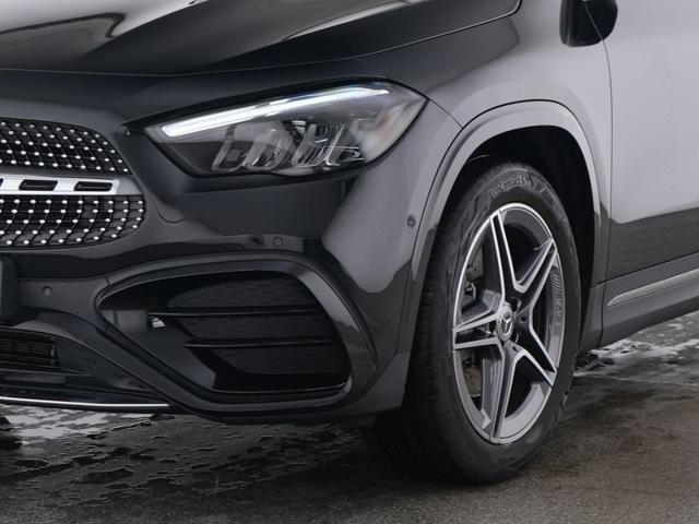 Mercedes-Benz GLA 180 Automatic AMG Line Premium - foto 2 di 4