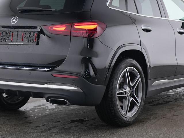Mercedes-Benz GLA 180 Automatic AMG Line Premium - foto 4 di 4