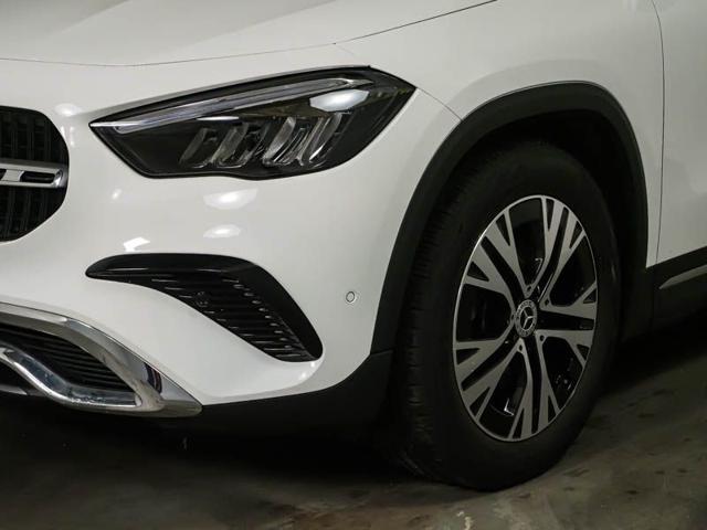 Mercedes-Benz GLA 180 Automatic Progressive Advanced Plus - foto 2 di 4