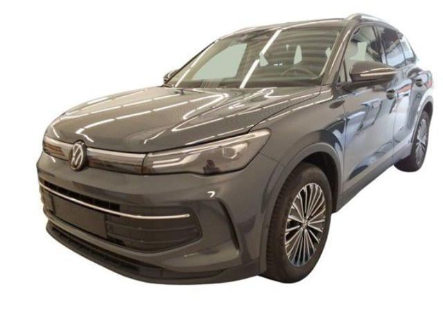 Volkswagen Tiguan 1.5 eTSI 130 CV ACT DSG Life, del 2025, 8.314 km, in vendita a Magenta (MI)