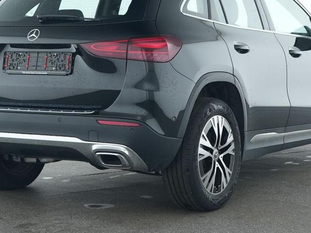 Mercedes-Benz GLA 180 Automatic Progressive Advanced - foto 3 di 4