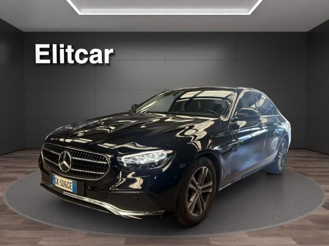 Mercedes-Benz E 200 d Auto Sport, del 2022, 115.960 km, in vendita a Magenta (MI)