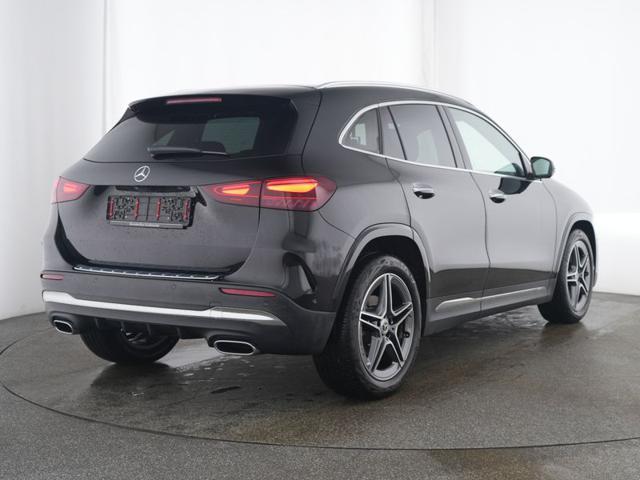 Mercedes-Benz GLA 180 Automatic AMG Line Premium - foto 4 di 4