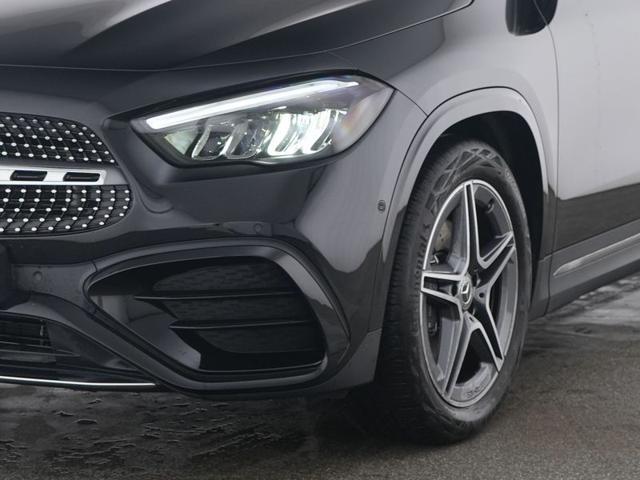 Mercedes-Benz GLA 180 Automatic AMG Line Premium - foto 2 di 4