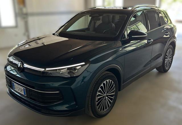 Volkswagen Tiguan 1.5 eTSI 150 CV ACT DSG Life usato a SEGRATE