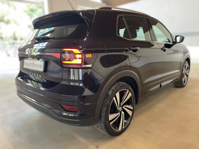 Volkswagen T-Cross 1.6 TDI DSG SCR BMT R-LINE - foto 4 di 15