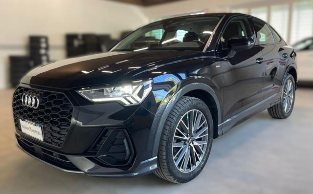 Audi Q3 SPB 35 TDI S tronic S line edition, del 2022, 70.000 km, in vendita a Segrate (MI)