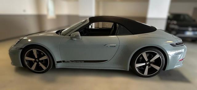 Porsche 911 Carrera Cabriolet - foto 3 di 15