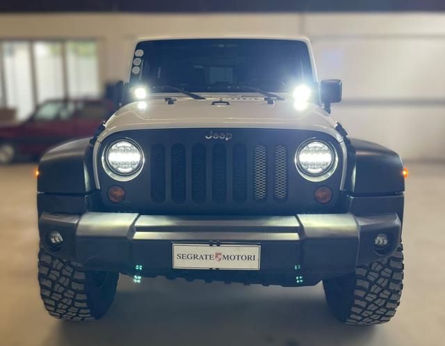 Jeep Wrangler 2.8 CRD DPF ROCK'S - foto 2 di 4