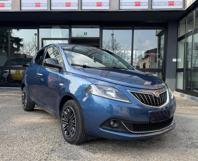 Lancia Ypsilon 1.0 FireFly SILVER *MHEV* *IVA ESPOSTA COMPRESA* usato a TORINO