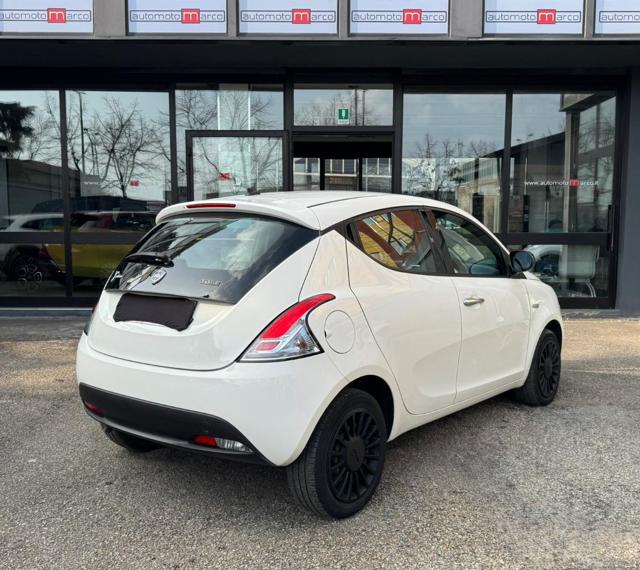Lancia Ypsilon 1.0 FireFly SILVER *HYBRID* *IVA ESPOSTA COMPRESA* - foto 4 di 4