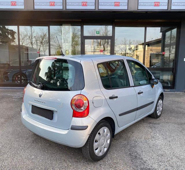 Renault Modus 1.2 16v Saint Tropez *VERSIONE SPECIALE* - foto 4 di 11