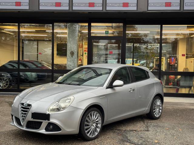 Alfa Romeo Giulietta 1.6 JTDm-2 105 CV Distinctive - foto 2 di 4